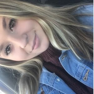 Meet your Posher, Kaitlyn